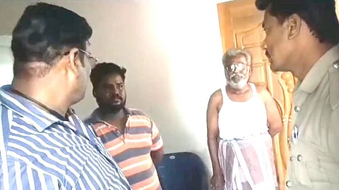 இளைஞர் கைது