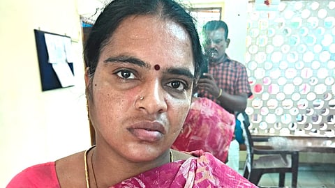 பெண் கைது