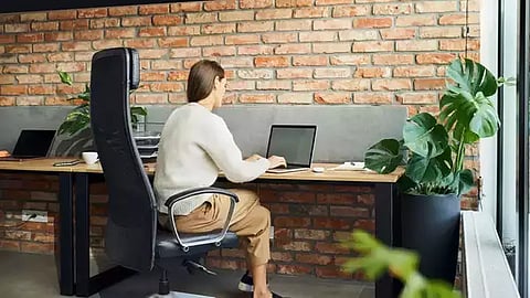 நீண்ட நேரம் ஒரே இடத்தில் அமர்ந்திருக்கிறீர்களா?