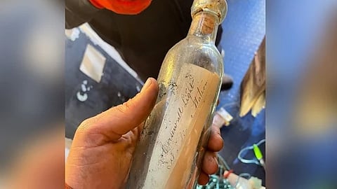 பழமையான பாட்டில்