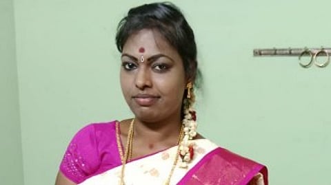 மோசடி செய்த பெண் கைது