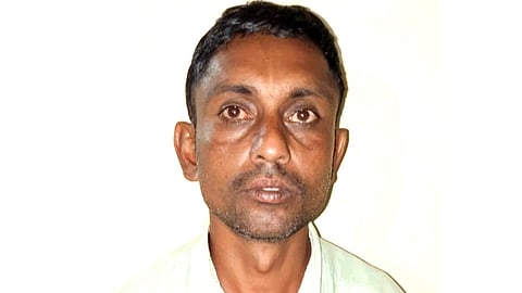 முன்னாள் கல்லூரி உதவி பேராசிரியர் கைது