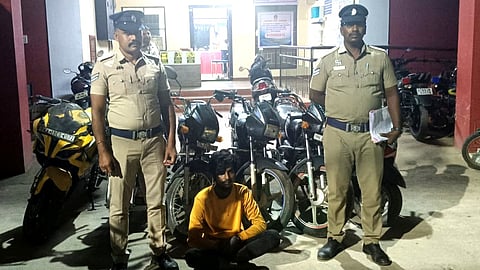 இளைஞர் கைது