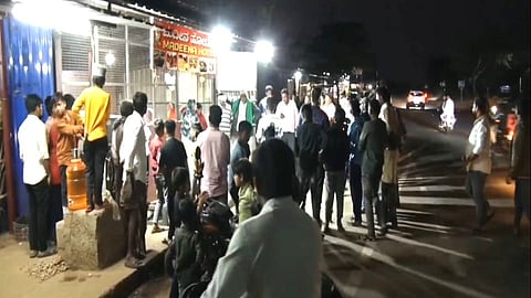 Kurkure பாக்கெட்டால் ஏற்பட்ட கலவரம்