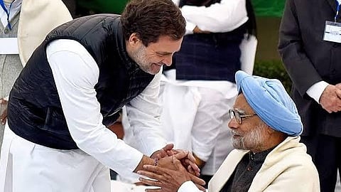 ராகுல் காந்தி, மன்மோகன் சிங்