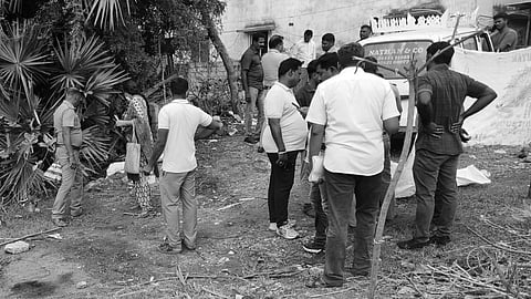 போலீசார் விசாரணை