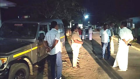 போலீசார் விசாரணை