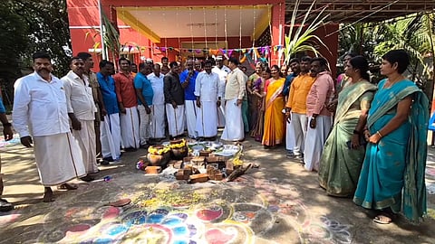 பொங்கல் பண்டிகையை கோலகலமாக கொண்டிய காவலர்கள்