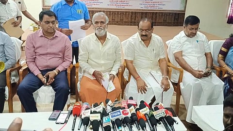 அமைச்சர் சேகர்பாபு