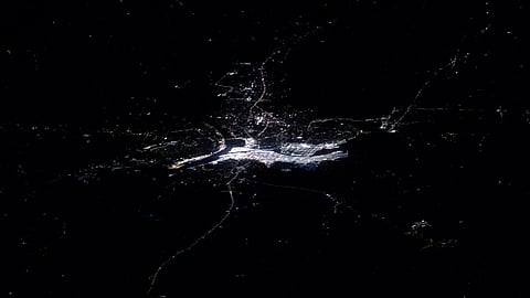 விண்வெளி நிலையத்திலிருந்து எடுக்கப்பட்ட கும்பமேளா புகைப்படம்