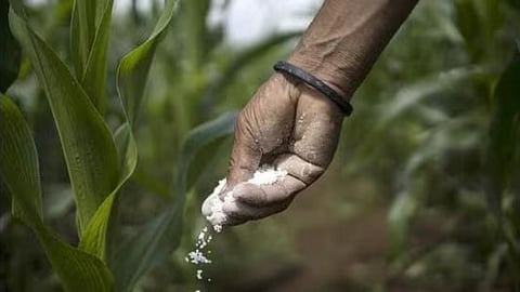 uttarpradesh man refuses to wash hands after spraying pesticides dies after dinner