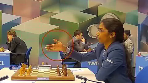 uzbek gm yakubboev refuses hand shake with indias vaishali over religious reasons