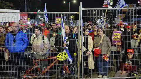 hamas says eight Israeli hostages are dead