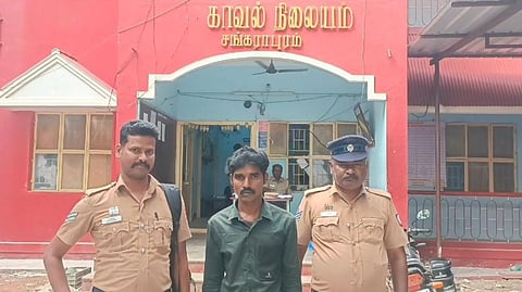 9 ஆண்டுகள் தலைமறைவு - பிடிவாரண்ட் பிறப்பிக்கப்பட்ட நிலையில் கைது