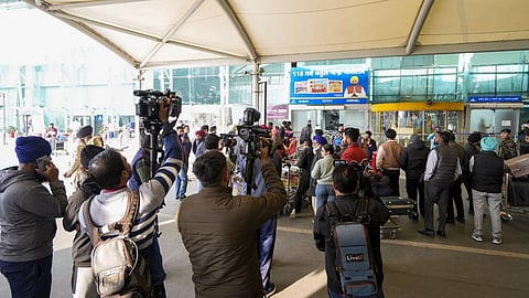 104 indians deported from usa land in amritsar