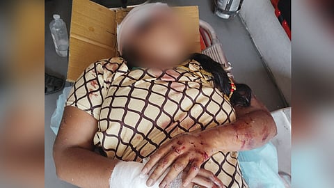 ரயிலில் இருந்து தள்ளிவிடப்பட்ட கர்ப்பிணி பெண்