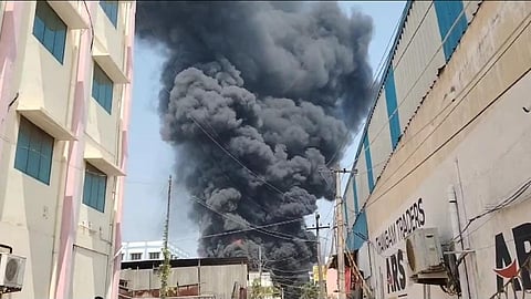 கெமிக்கல் கம்பெனியில் பயங்கர தீ விபத்து