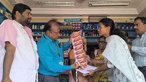 9 கிலோ எலி மருந்து பறிமுதல்