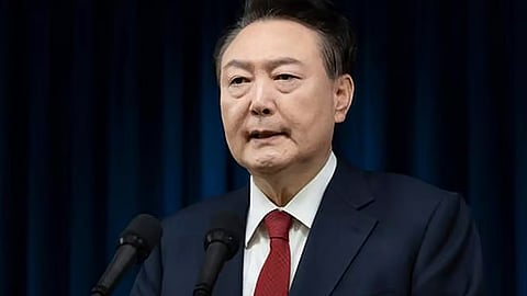 south korea court orders impeached president released from jail