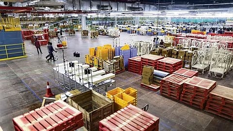 ஆன்லைன் வர்த்தகப் பொருட்களின் குடோன்