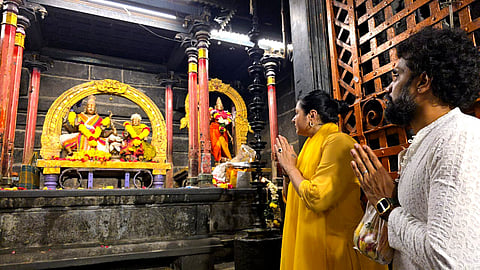 நடிகை நமீதா