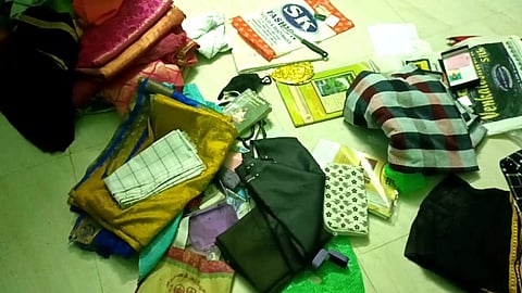 10 சவரன் நகை, அரை கிலோ வெள்ளி கொள்ளை