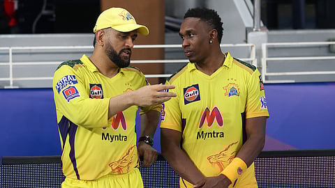 தோனி - பிராவோ