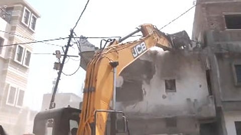 House of Nagpur violence accused Faheem Khan being demolished