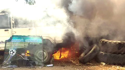 கார் ஒர்க் ஷாப்பில் ஏற்பட்ட பயங்கர தீ விபத்து