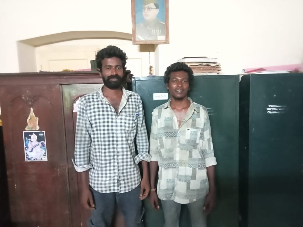 இருவர் கைது