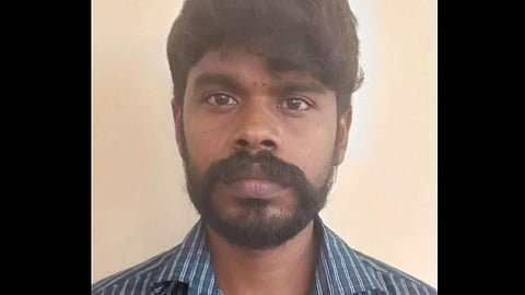 இருவர் கைது