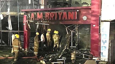 பிரியாணி கடையில் தீ விபத்து