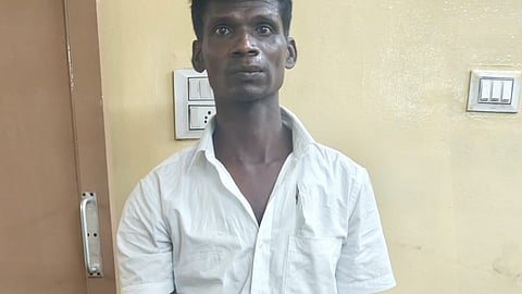 தொழிலாளி போக்சோவில் கைது