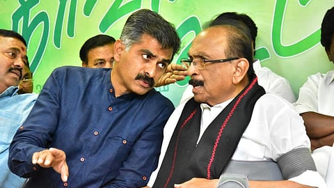 mdmk executive committee meeting begins durai vaiko joins