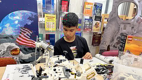 சென்னையின் இலவச கோடை அமர்வுகளில் அமெரிக்கன் சென்டரில் மாணவர்கள் செயல்பாடுகளில் மூழ்கினர்