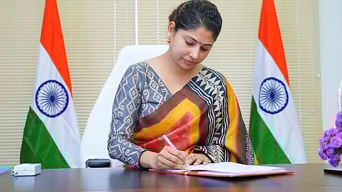 reason of telangana transfers ias officer smita sabharwal