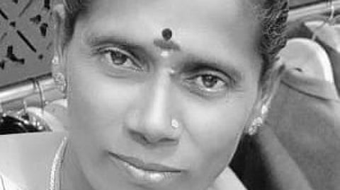 மூதாட்டி சடலமாக மீட்பு