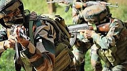 10 பயங்கரவாதிகள் சுட்டுக்கொலை