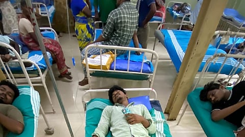 சிக்கன் சாப்பிட்ட இளைஞர்களுக்கு உடல்நலக் குறைவு