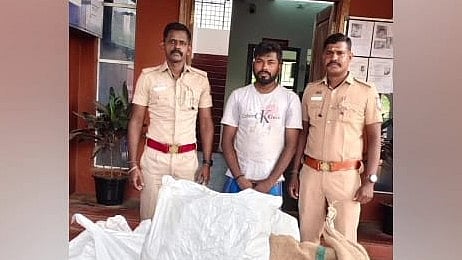 இளைஞர் கைது