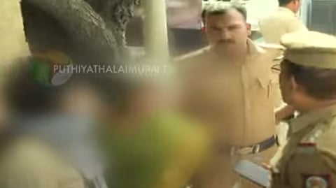 ஆளுநரிடம் புகார் கொடுக்க வந்த கல்லூரி மாணவியால் பரபரப்பு