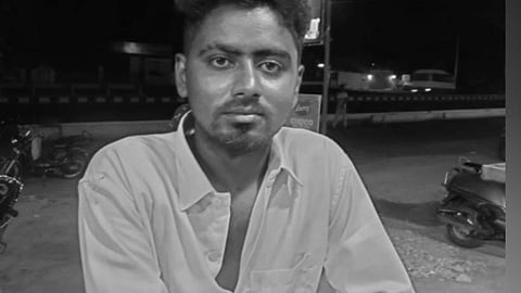 சாலையை கடக்க முயன்ற இளைஞர் பலி