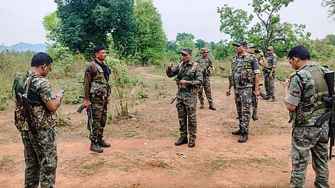 jharkhand Maoist commander killed in police encounter