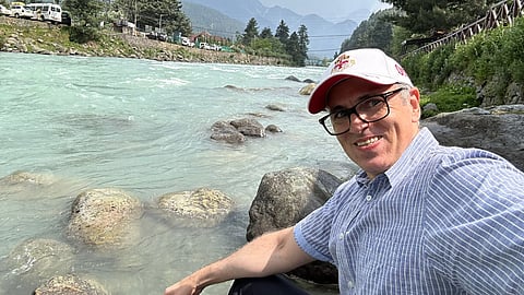 jammu kashmir cm Omar Abdullah chairs special cabinet meeting with in Pahalgam