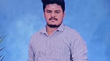 இளைஞர் காவல் நிலையத்தில் சரண்