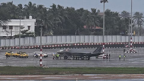 fact check on British Fighter Jet Which Is Grounded In Kerala On Sale On OLX