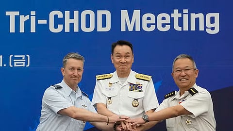 அமெரிக்கா, தென் கொரியா, மற்றும் ஜப்பான்