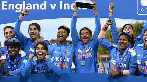 india womens won vs england 3rd oneday match
