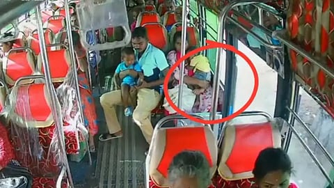 சடன் பிரேக்கால் ஒரு வயது குழந்தை பேருந்துக்கு வெளியே விழும் காட்சி