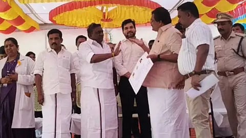 தங்க தமிழ்செல்வன், பாண்டிராஜன் இடையே சண்டை ஏற்பட்ட போது.